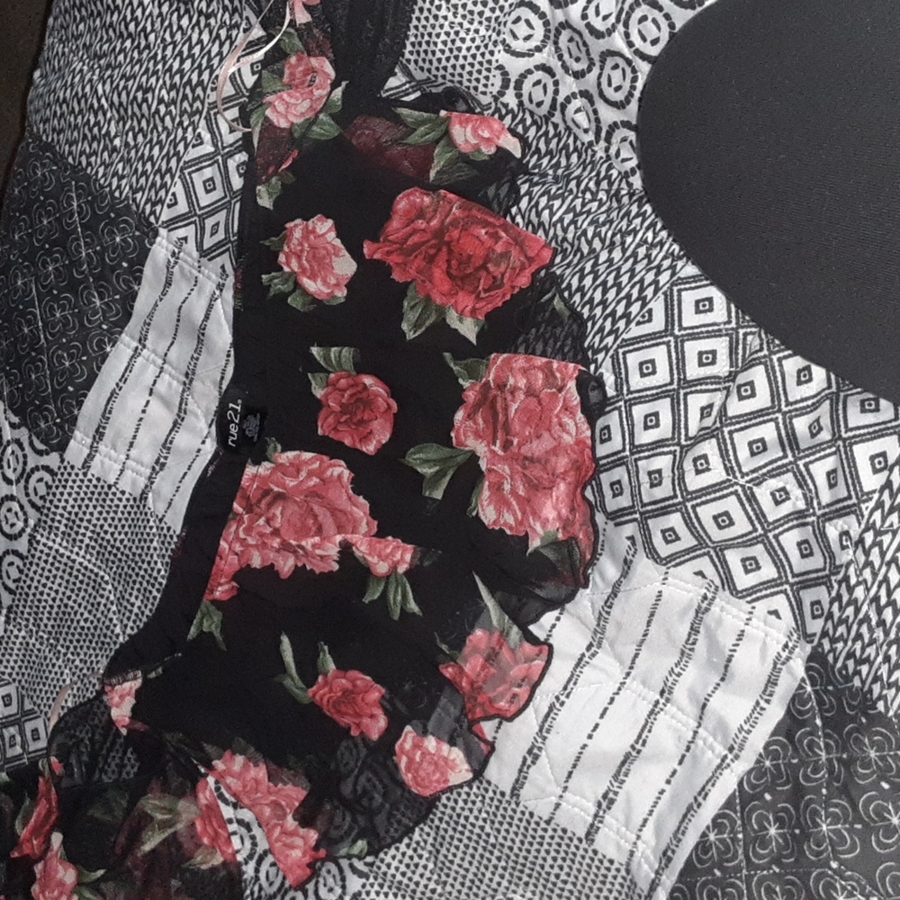 Rue 21 rose tube top Size:M